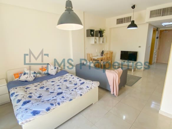 Light Filled Studio Apartment | +Bills Included