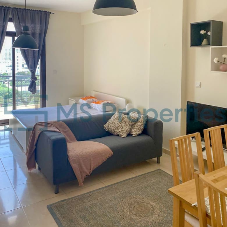 Light Filled Studio Apartment | +Bills Included