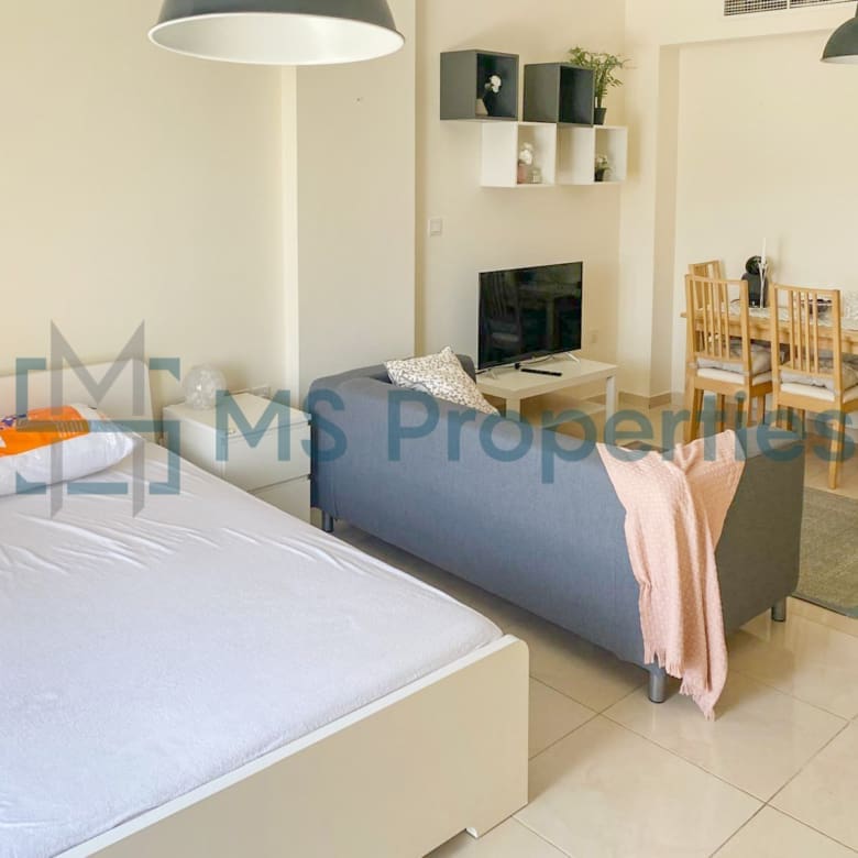 Light Filled Studio Apartment | +Bills Included