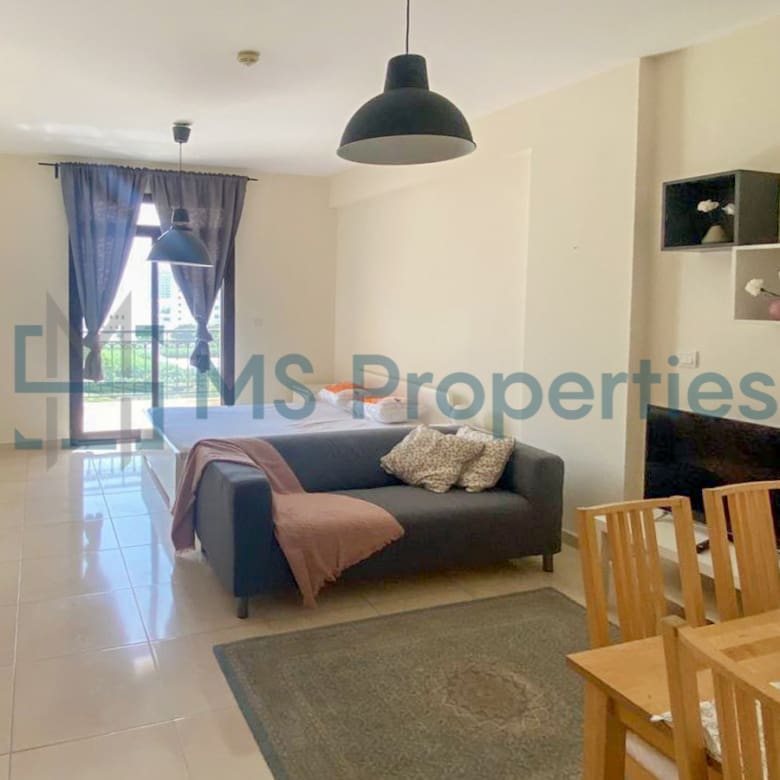Light Filled Studio Apartment | +Bills Included