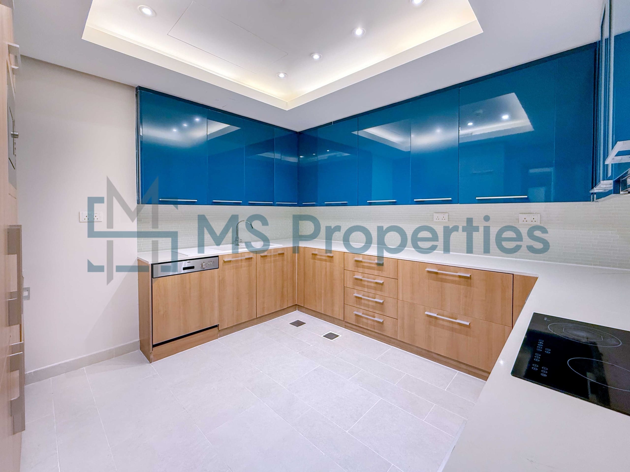 Beautiful Furnished 1BHK Apartment | Balcony | Marina View