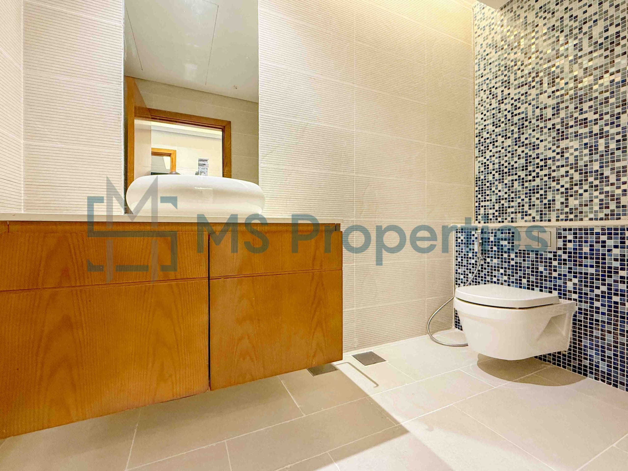 Beautiful Furnished 1BHK Apartment | Balcony | Marina View