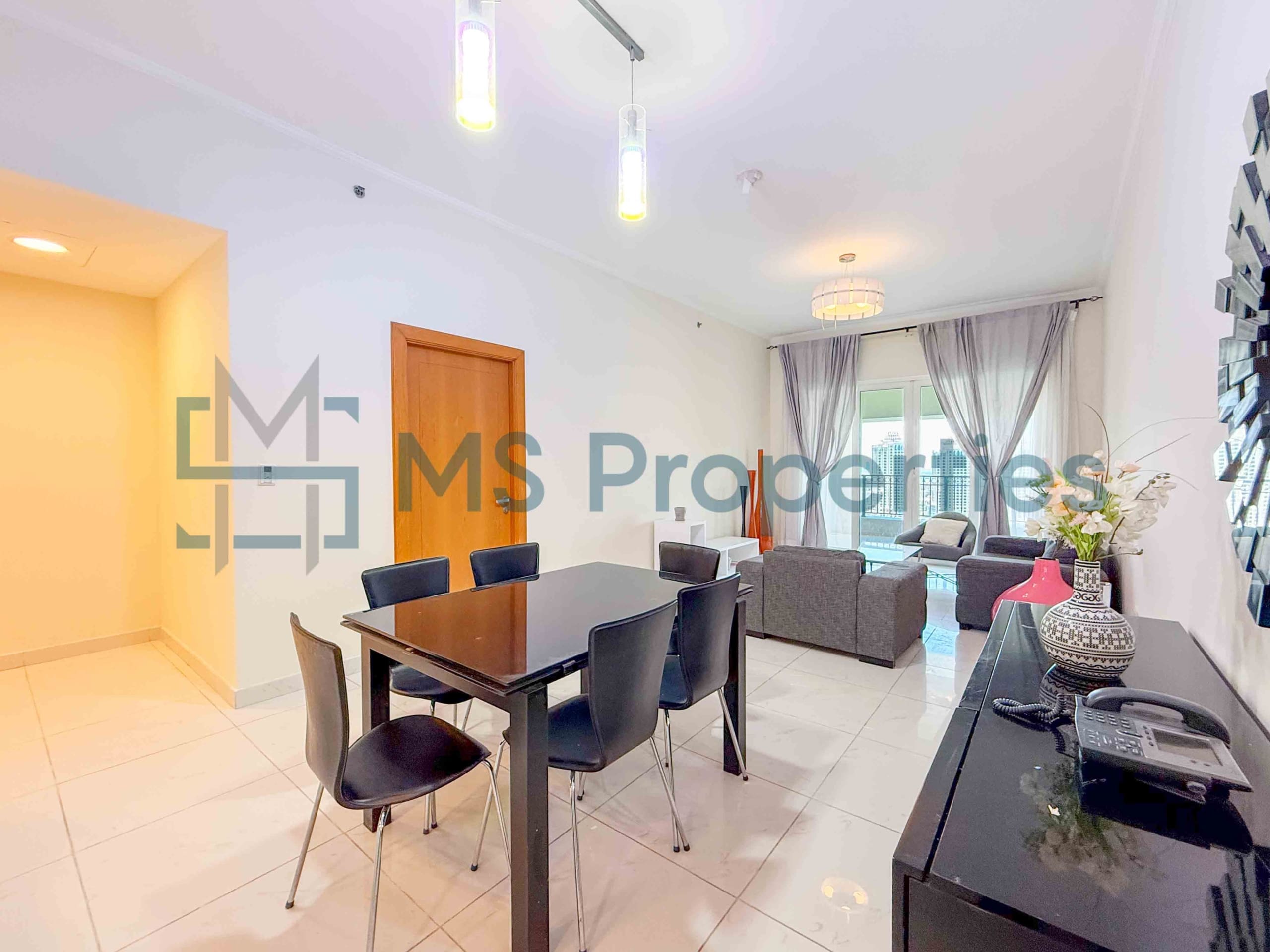 Beautiful 3BHK Flat | Furnished w/ Balcony Relaxing Sea View