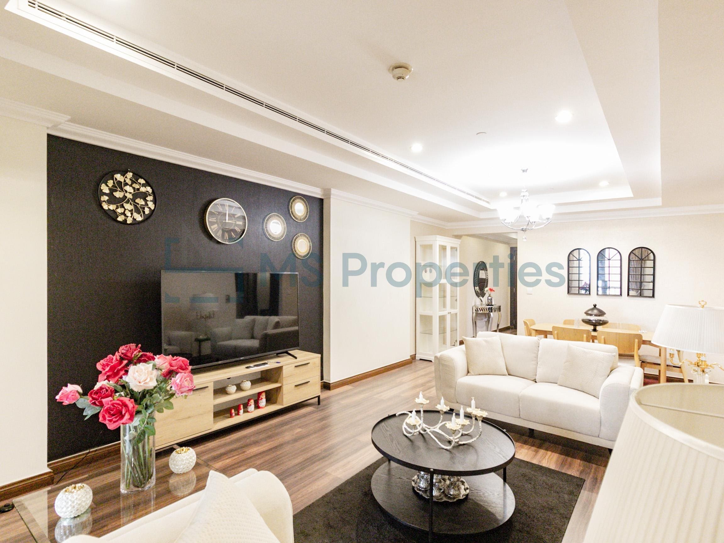 Lovely 1BHK Apartment with Balcony in Prime Area