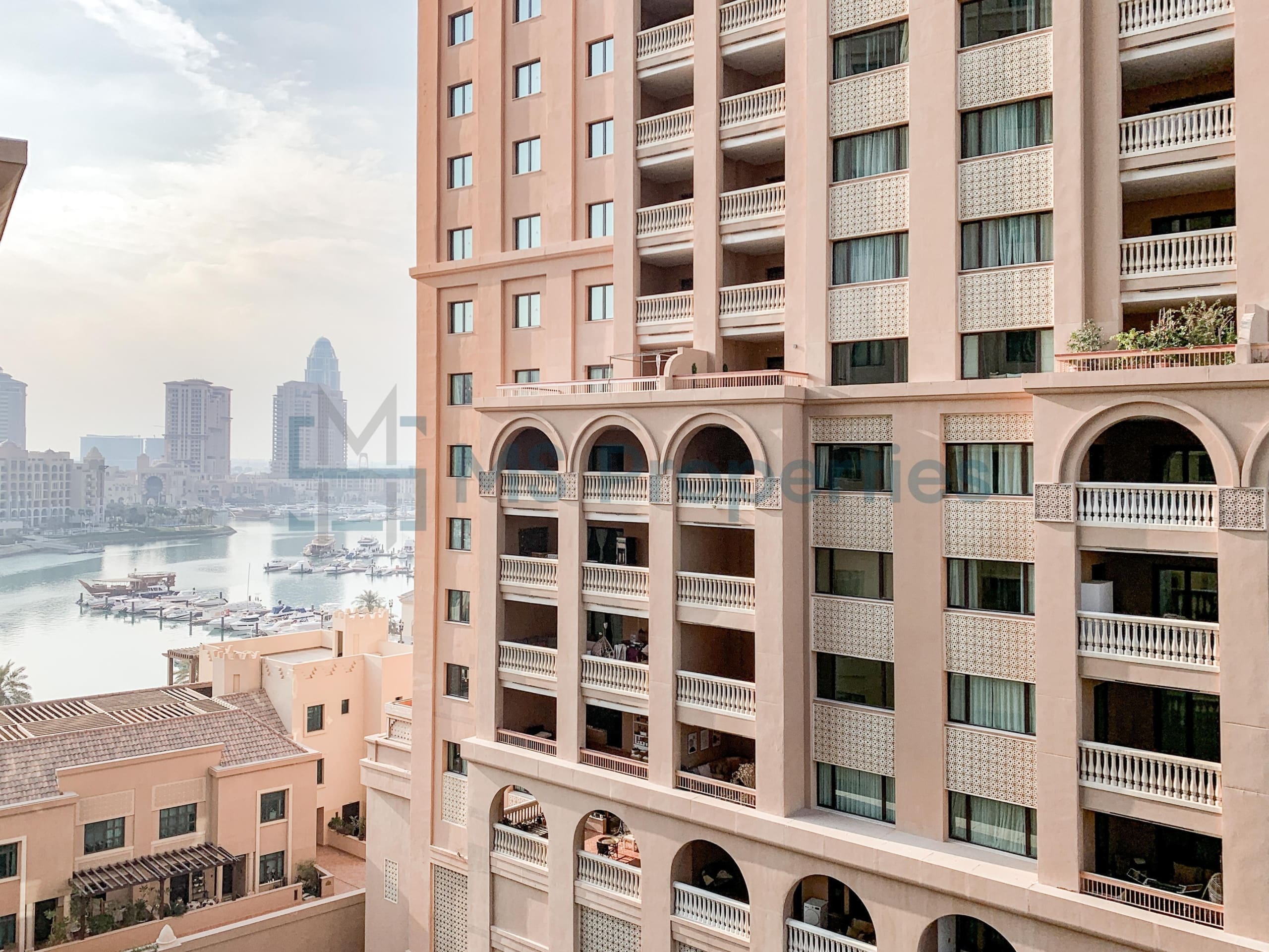 Lovely 1BHK Apartment with Balcony in Prime Area