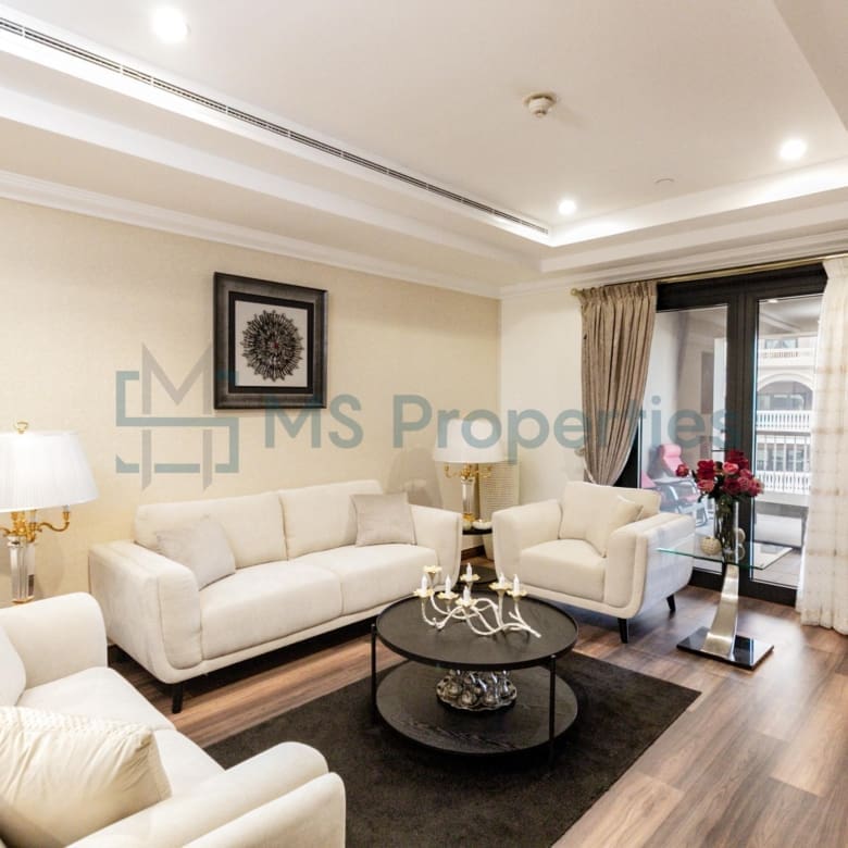 Lovely 1BHK Apartment with Balcony in Prime Area