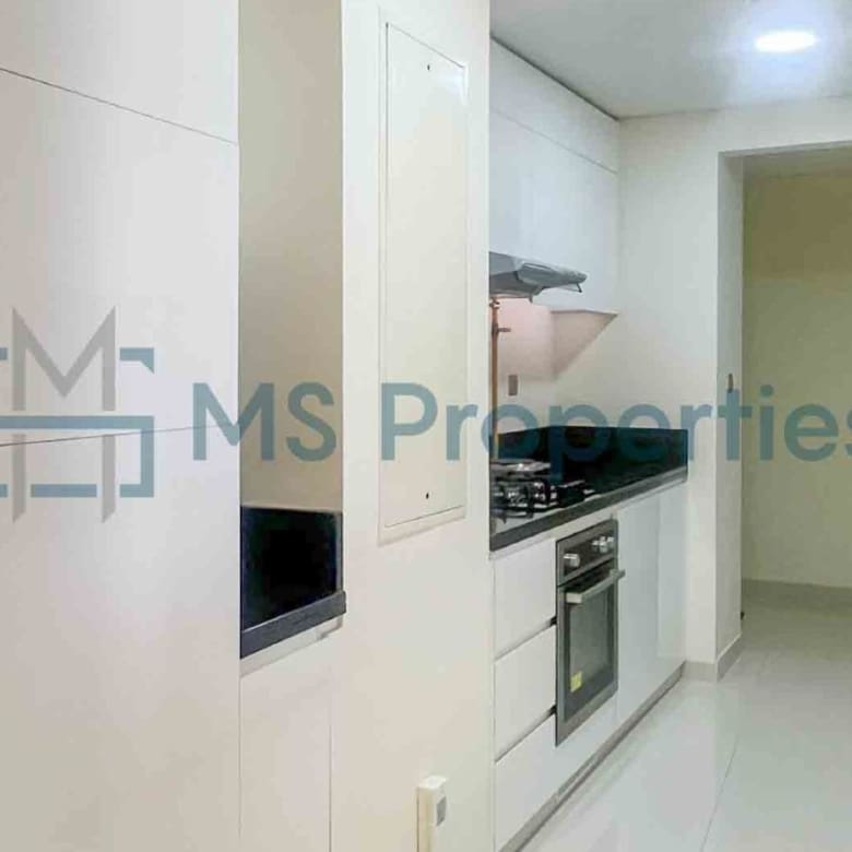 Magnificent 1BHK Flat with Sea View Balcony