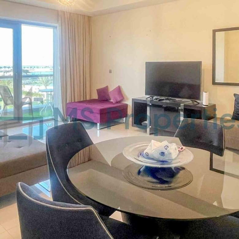 Magnificent 1BHK Flat with Sea View Balcony