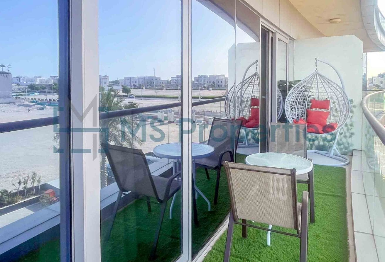 Magnificent 1BHK Flat with Sea View Balcony