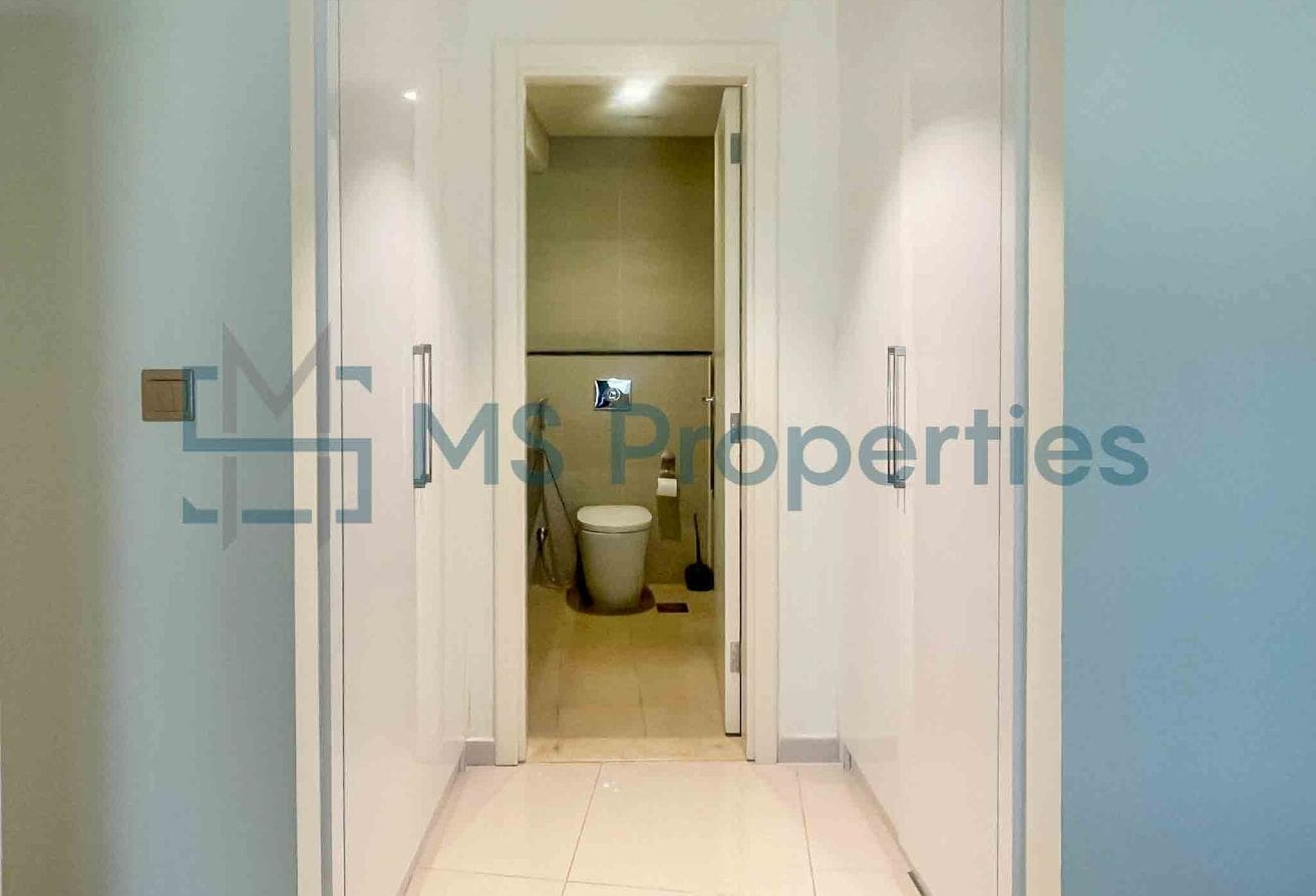 Magnificent 1BHK Flat with Sea View Balcony