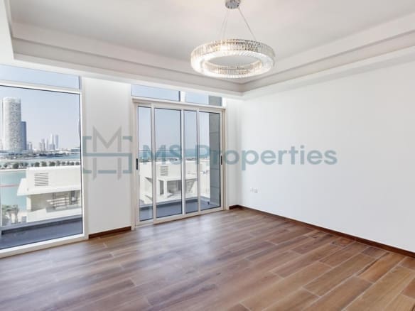 Elegant 2BHK + Maid | Perfect Lay out | Sea View