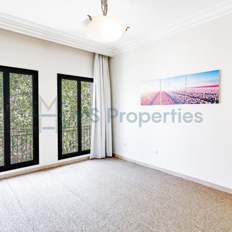 Prestigious 3BHK Beach View Townhouse in The Pearl