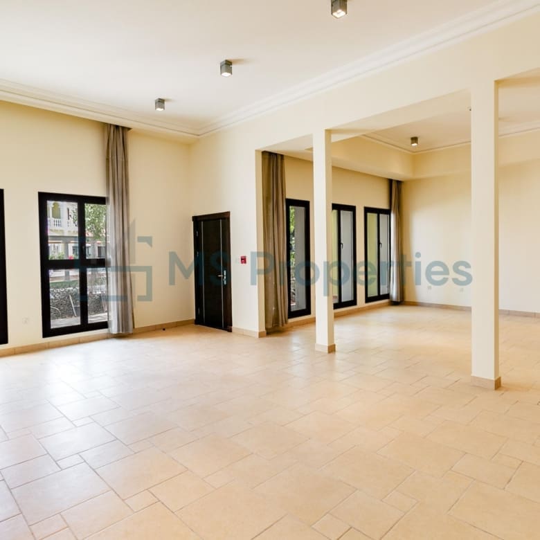 Prestigious 3BHK Beach View Townhouse in The Pearl
