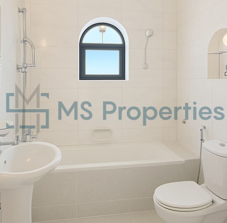 Spacious 5Bedroom Compound Villa in Heart of Doha