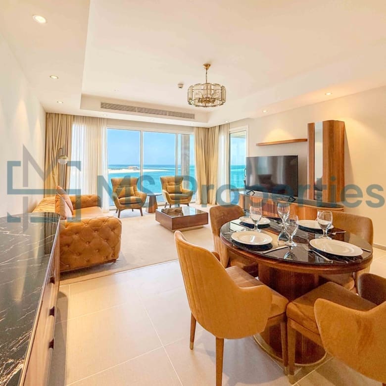 Pristine | 1BHK w/ Balcony Sea View | Bills Included