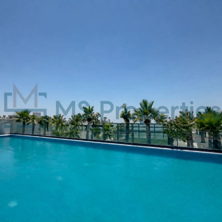 Month Free | Cozy Studio Furnished unit w/ Beach View