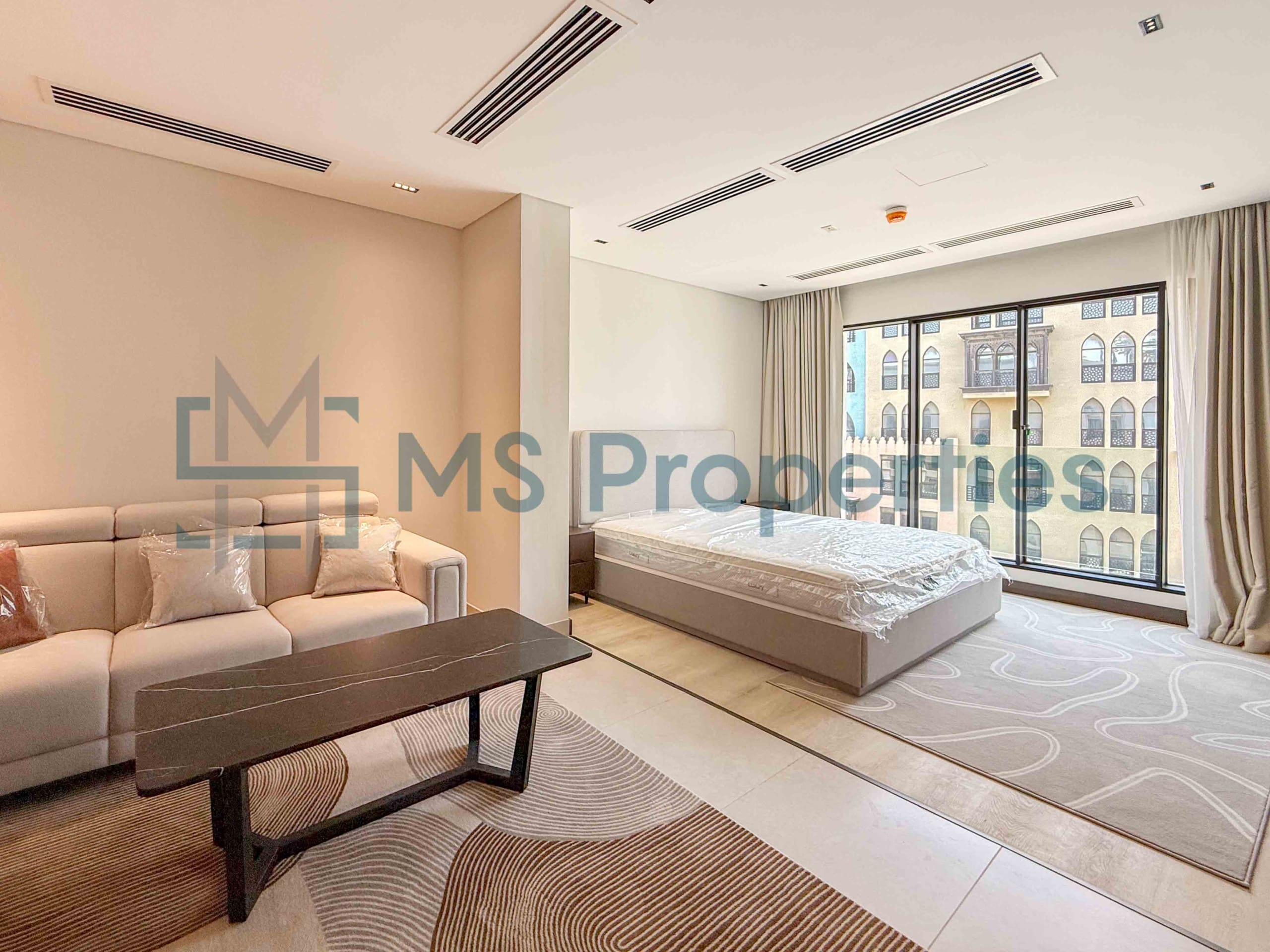 Month Free | Cozy Studio Furnished unit w/ Beach View