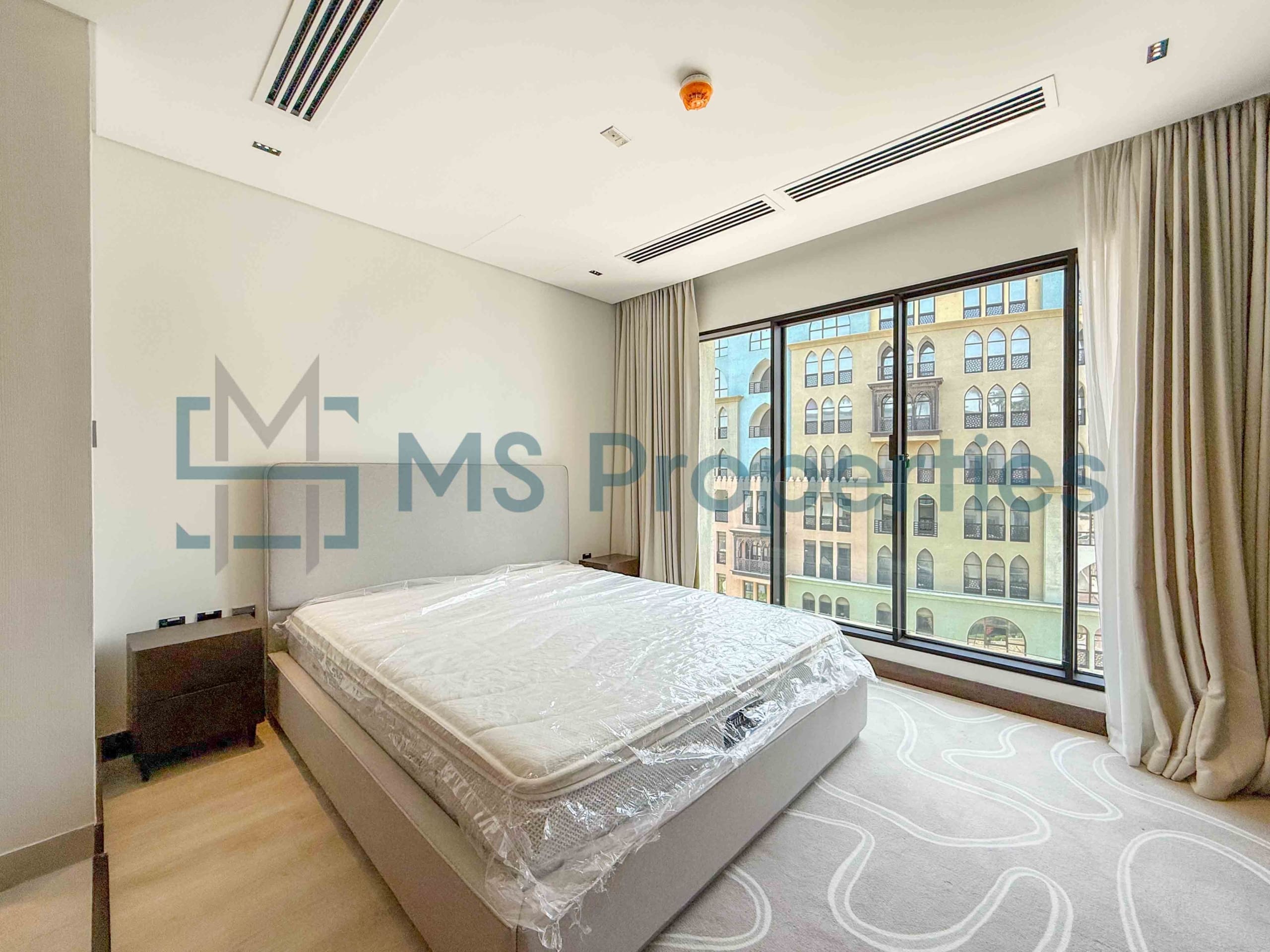 Month Free | Cozy Studio Furnished unit w/ Beach View