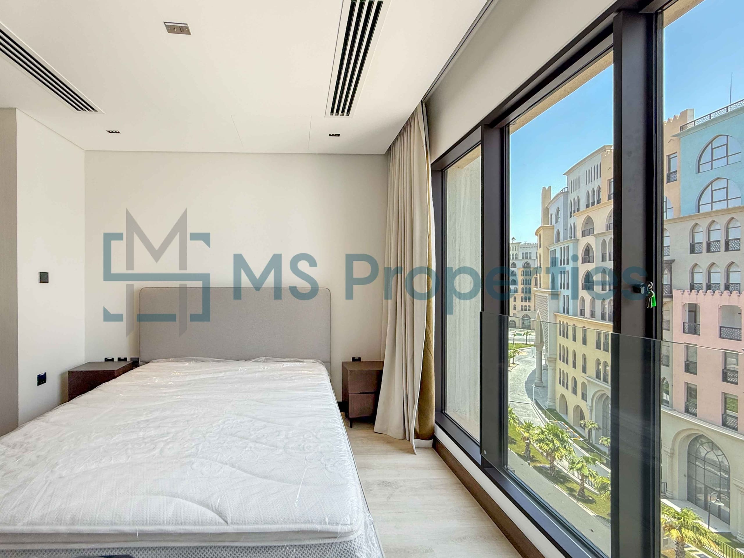 Month Free | Cozy Studio Furnished unit w/ Beach View