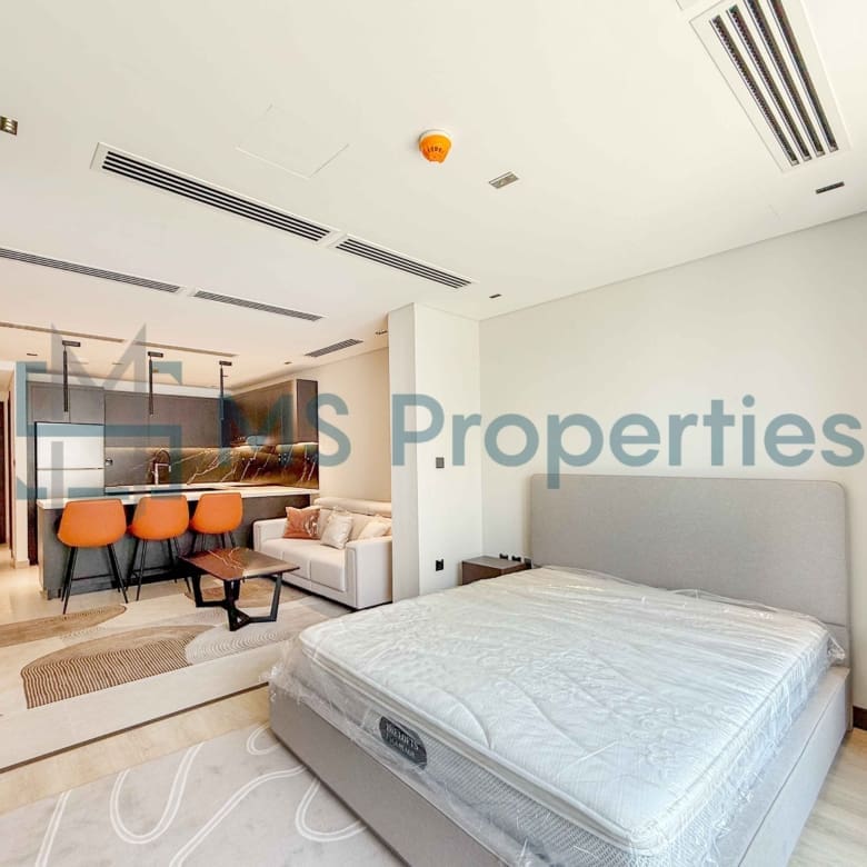 Month Free | Cozy Studio Furnished unit w/ Beach View