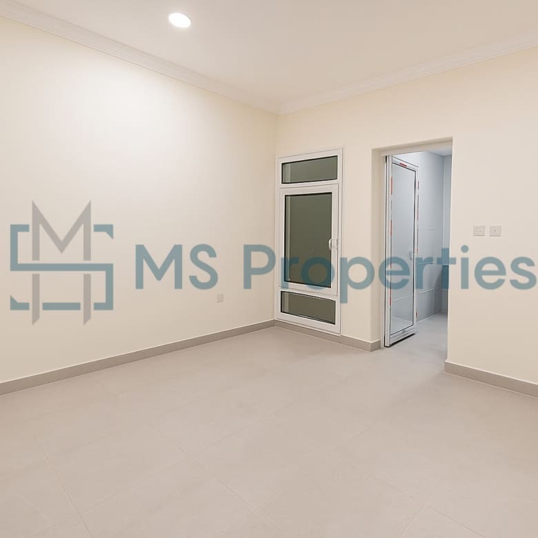Brand New 2 Bedroom Apartment in Prime Location