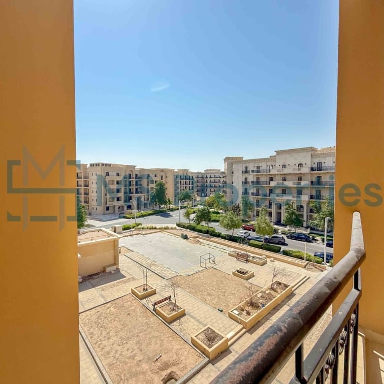 Cozy 1BR Apartment with Balcony | Prime Location