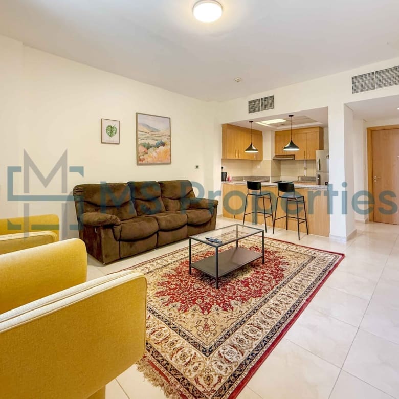 Cozy 1BR Apartment with Balcony | Prime Location