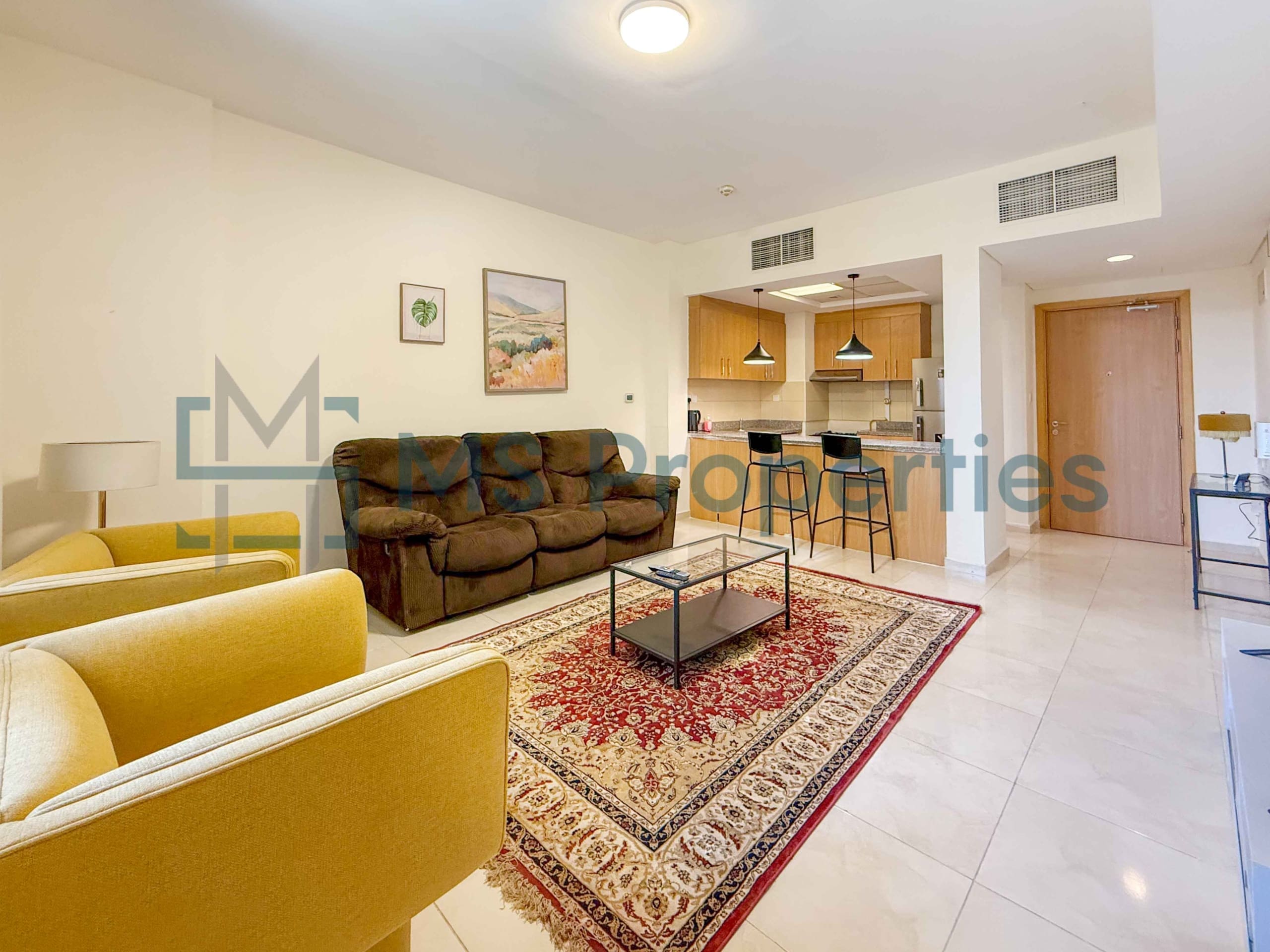 Cozy 1BR Apartment with Balcony | Prime Location