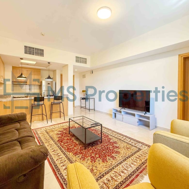 Cozy 1BR Apartment with Balcony | Prime Location