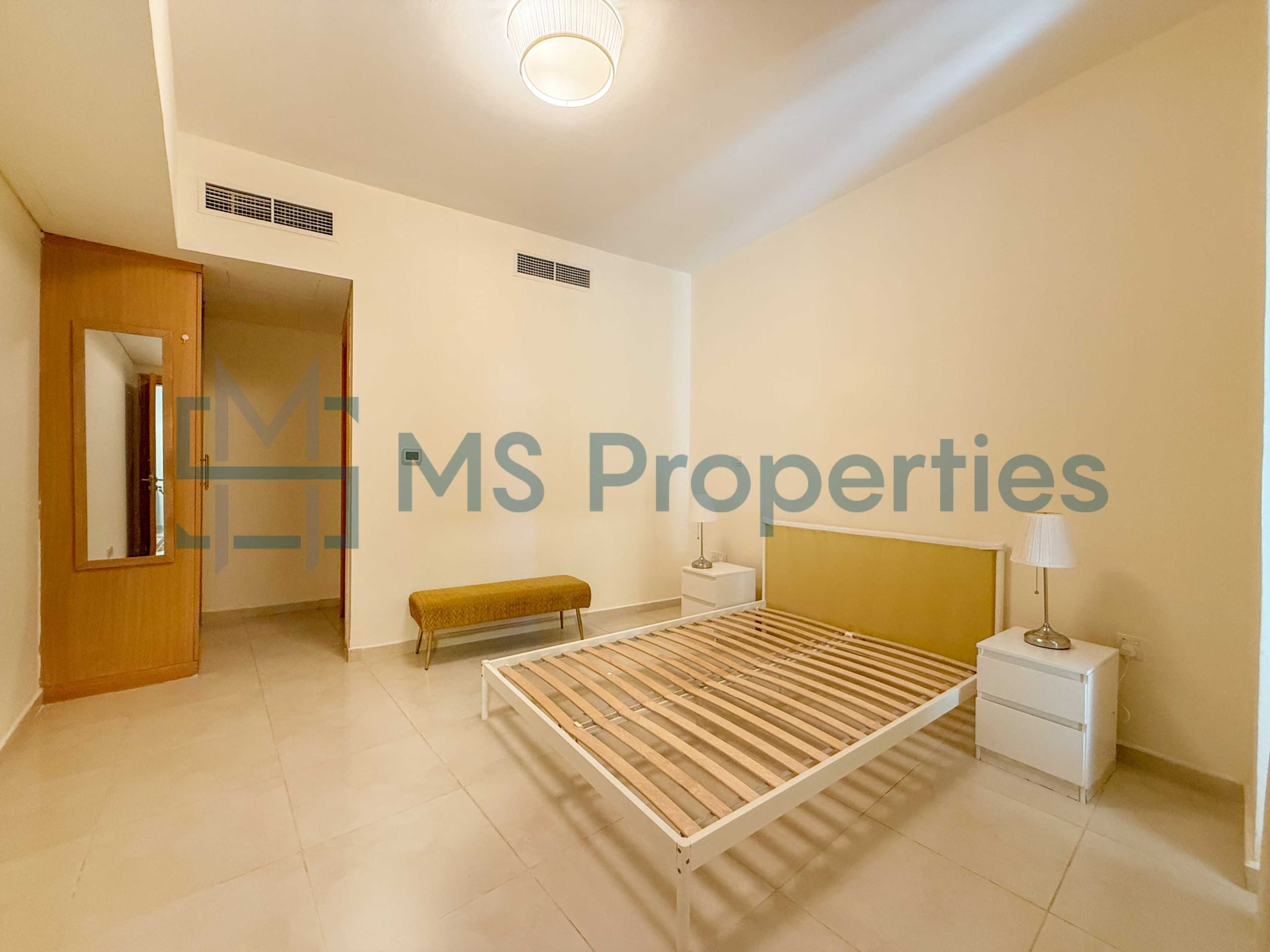 Cozy 1BR Apartment with Balcony | Prime Location