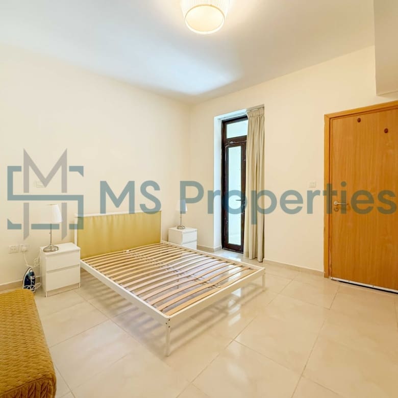 Cozy 1BR Apartment with Balcony | Prime Location