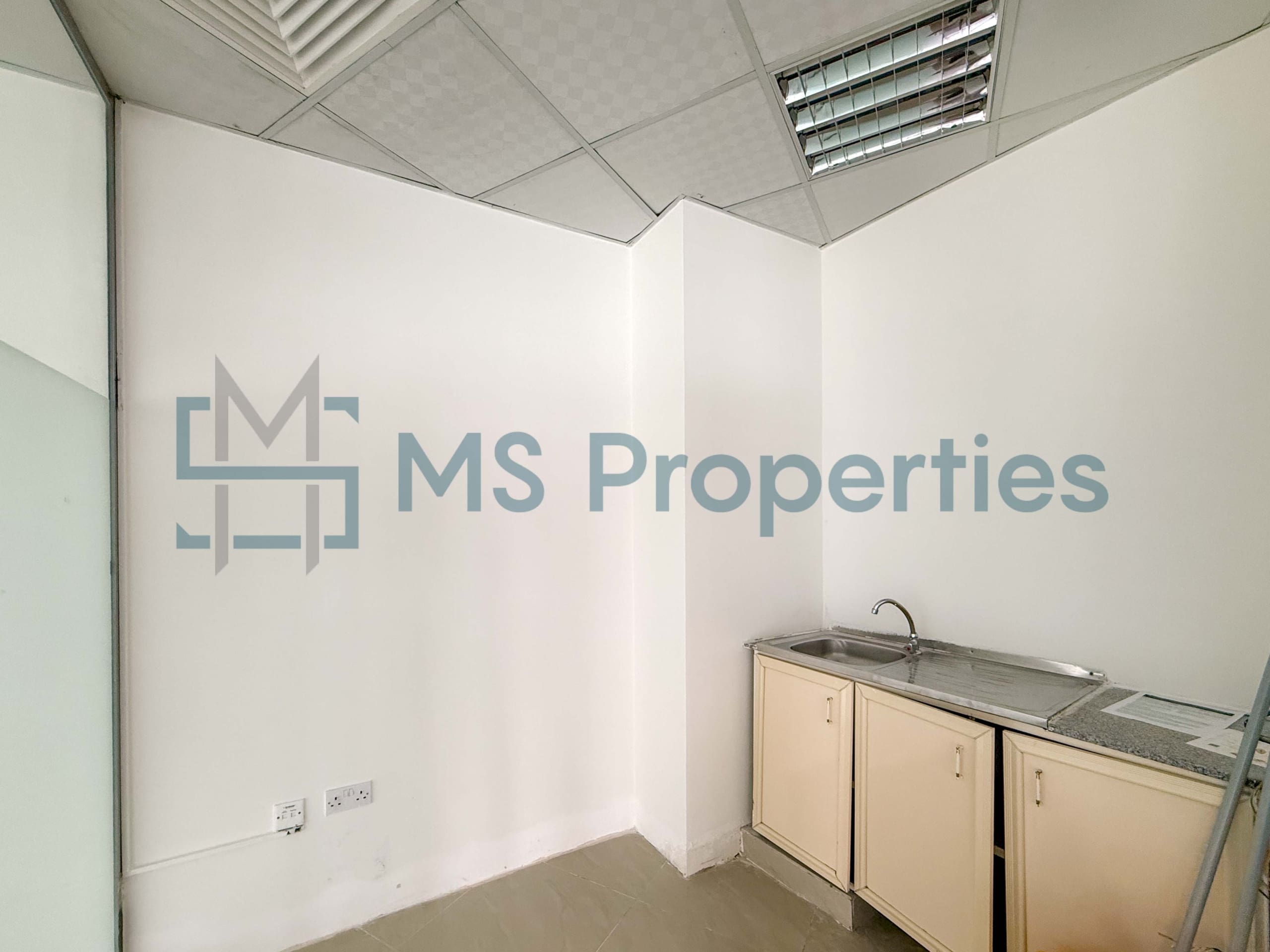 Office space in the Heart of WestBay with Amazing Sea View