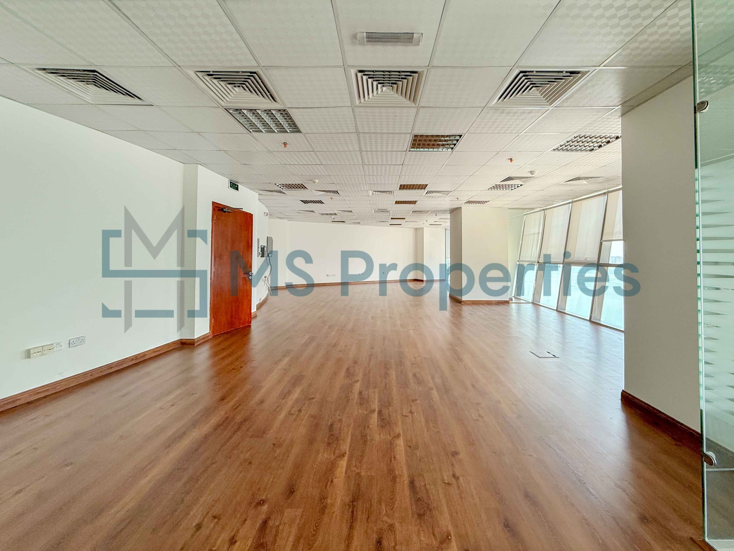 Office space in the Heart of WestBay with Amazing Sea View