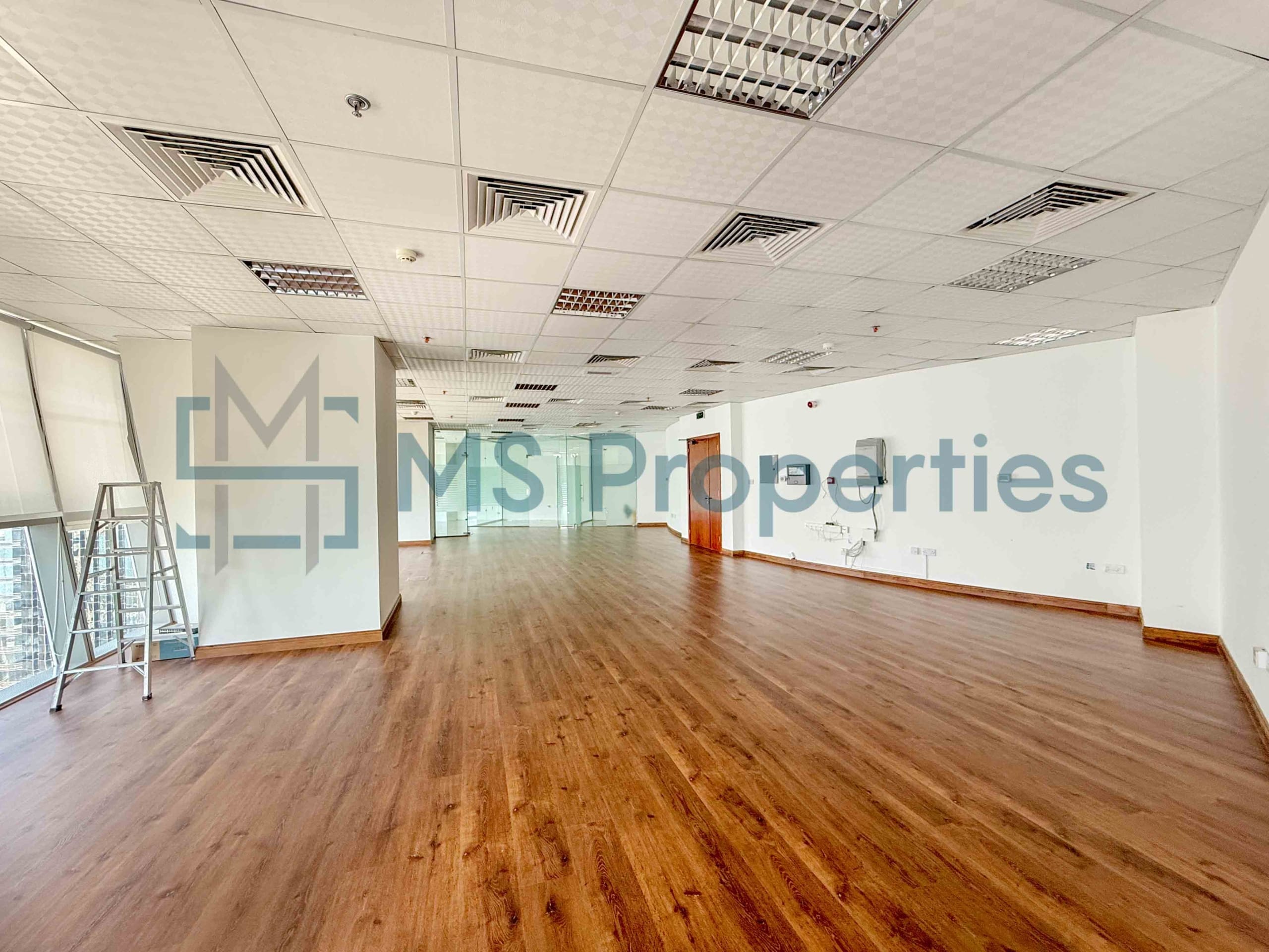 Office space in the Heart of WestBay with Amazing Sea View