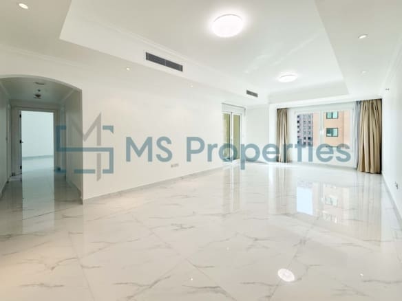 Spacious 2 BDR w/ Huge Balcony | Amazing Sea View
