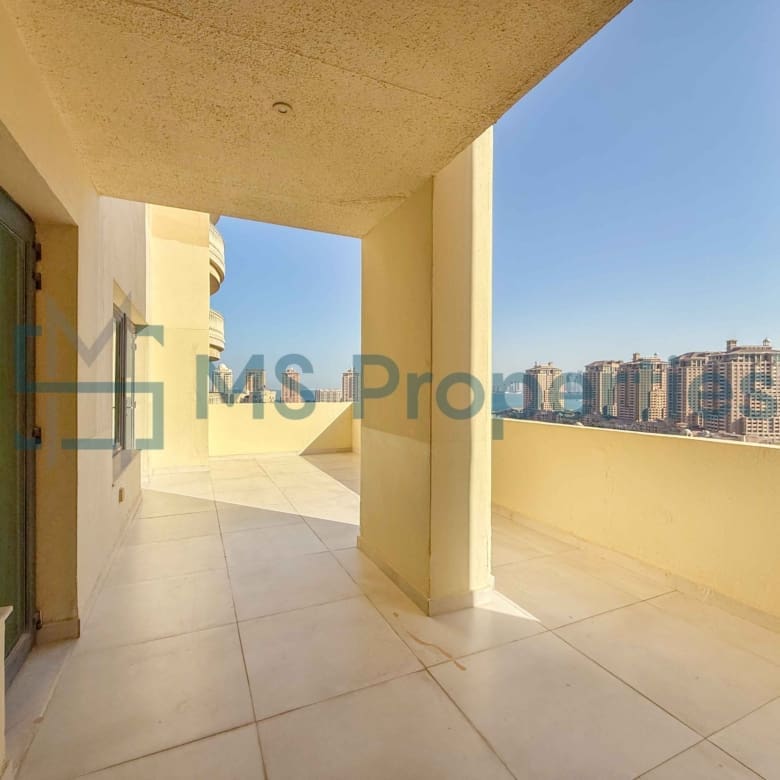Spacious 2 BDR w/ Huge Balcony | Amazing Sea View