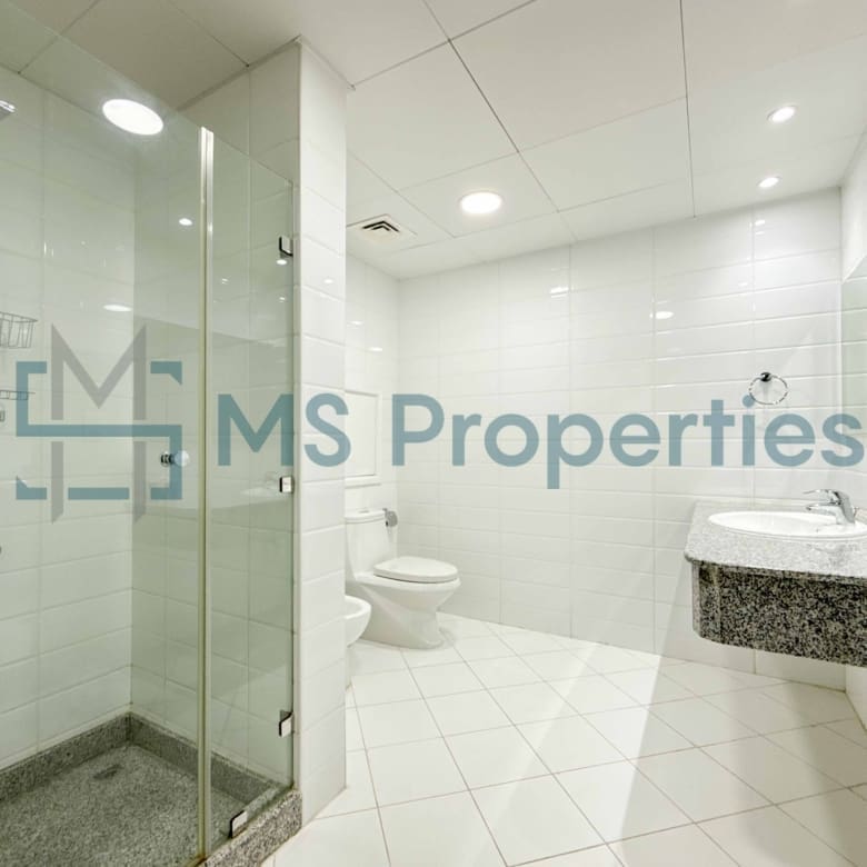 Perfect Investment 2BHK with Balcony | Full Marina View