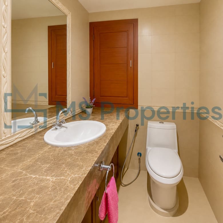 Amazing 2BHK Furnished | Huge Balcony | Sea View
