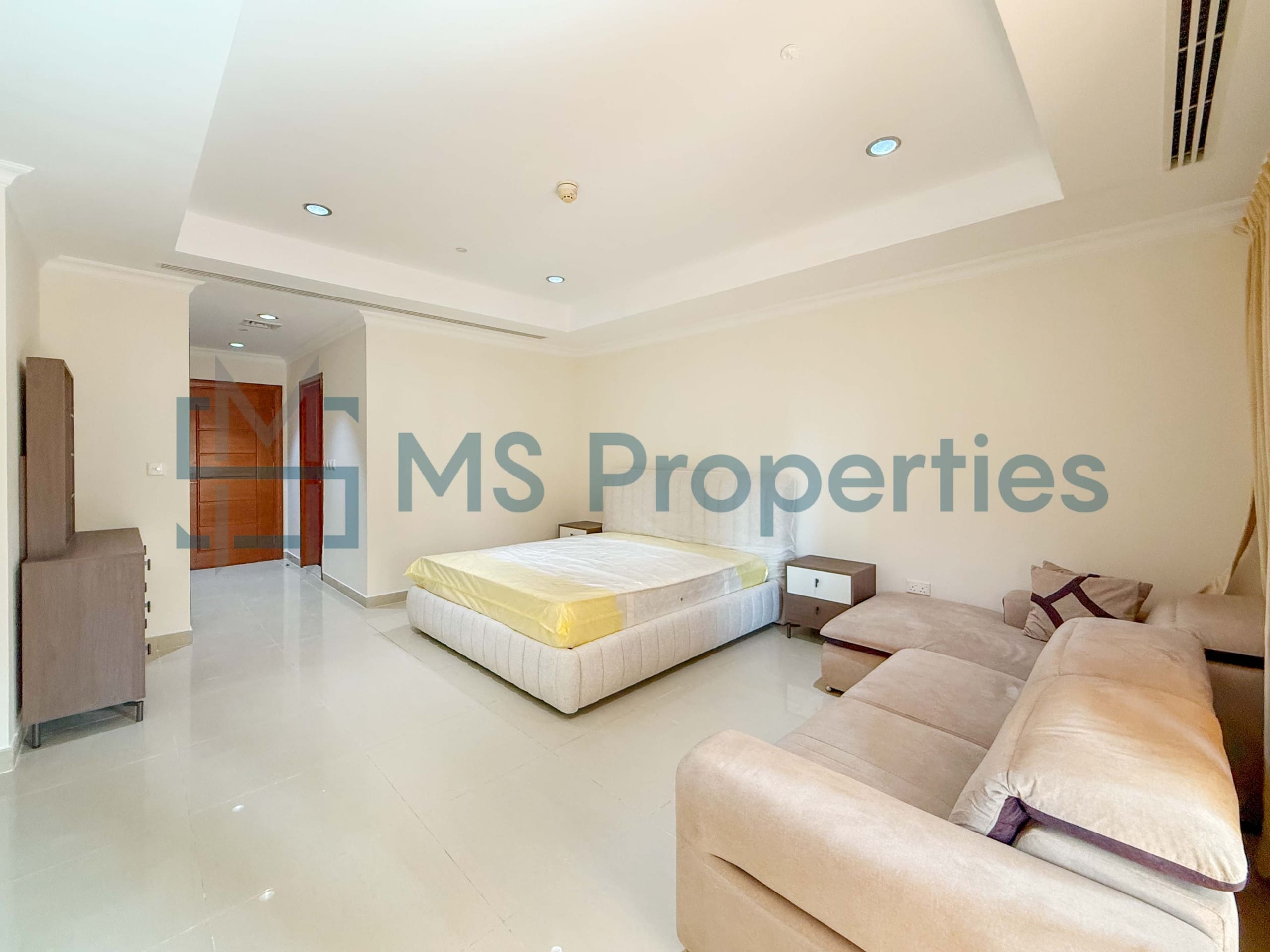 Stylish 1 BHK + Storage Furnished | with Perfect Balcony