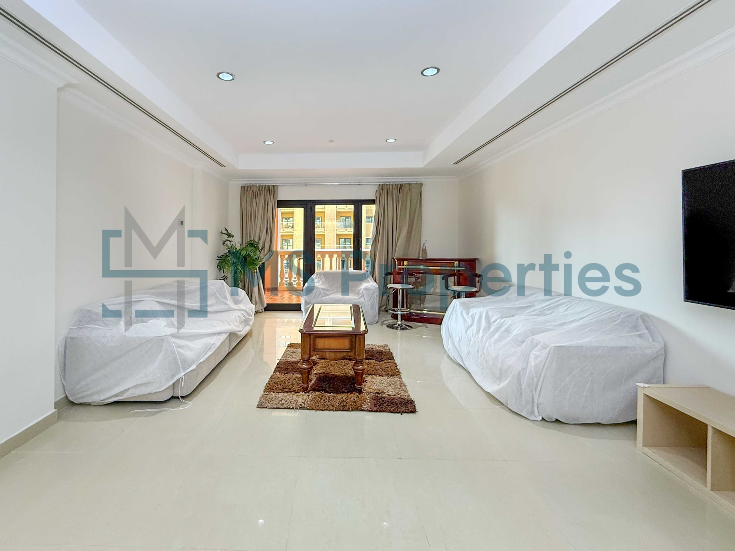 Stylish 1 BHK + Storage Furnished | with Perfect Balcony