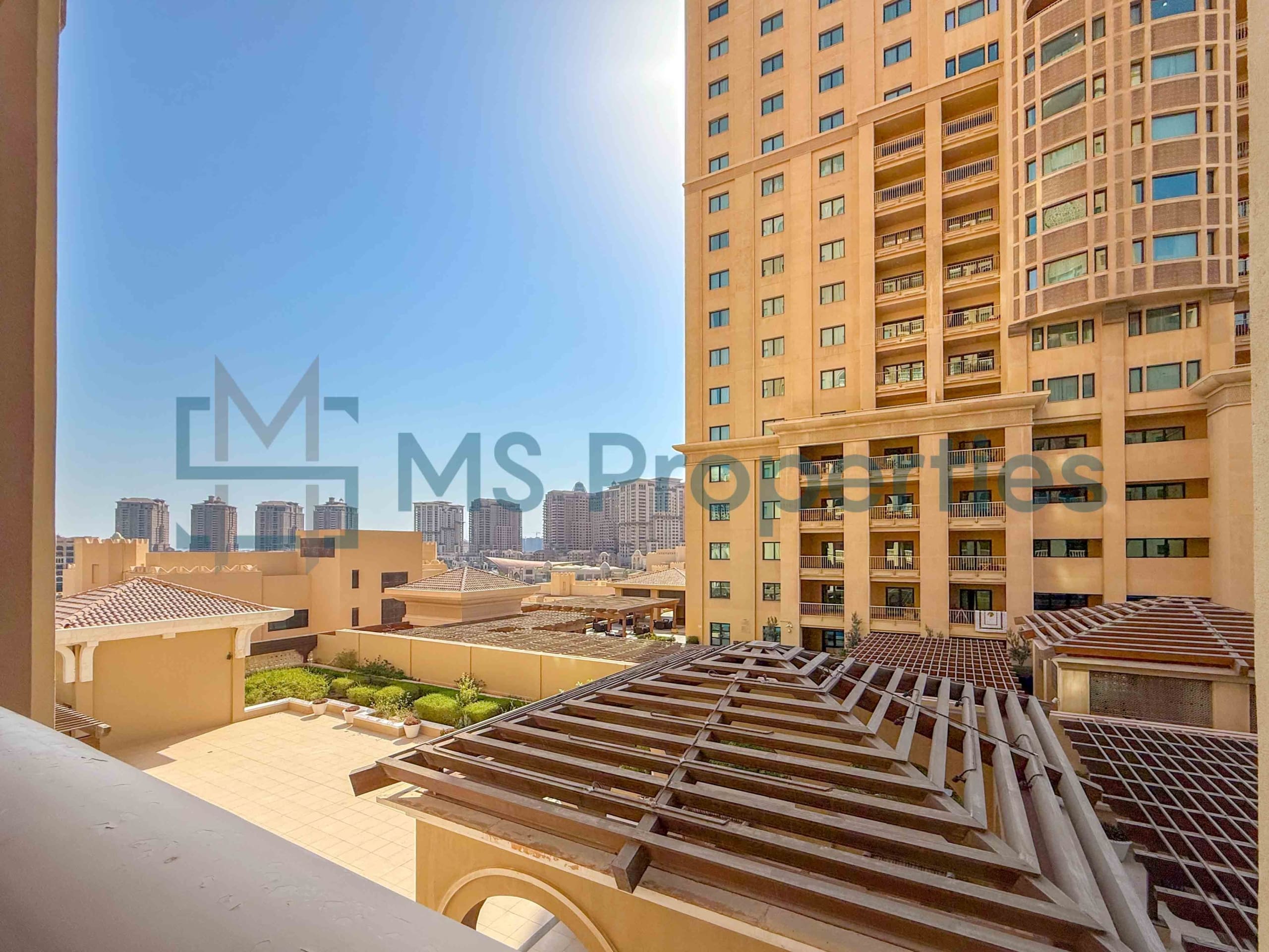 Stylish 1 BHK + Storage Furnished | with Perfect Balcony
