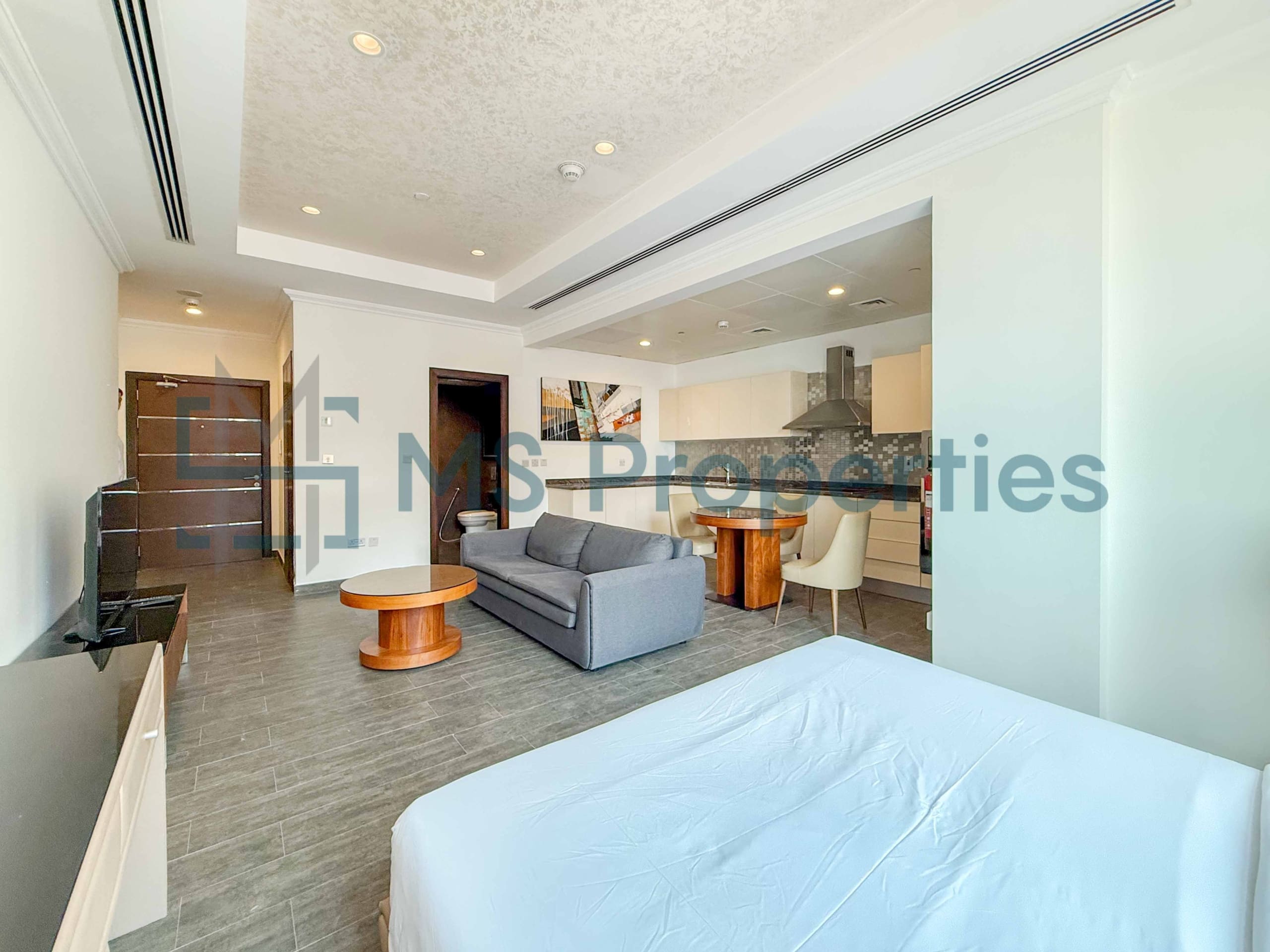 Stunning Studio Furnished with Balcony | Bills Included