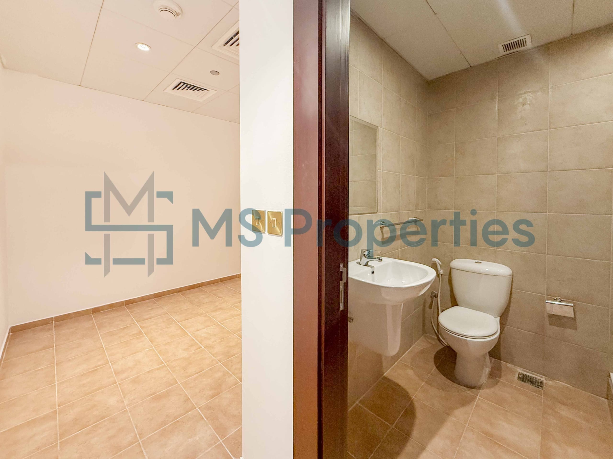 Ready To Move in | Spacious 2BHK+Maid | High Roi