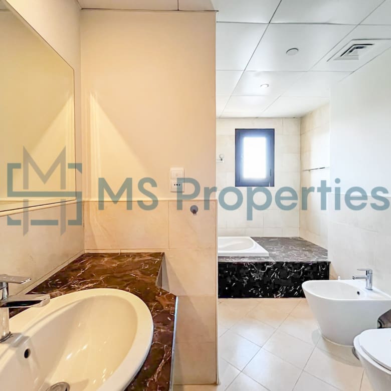 Bright & Spacious 2BHK | Marina View Balcony