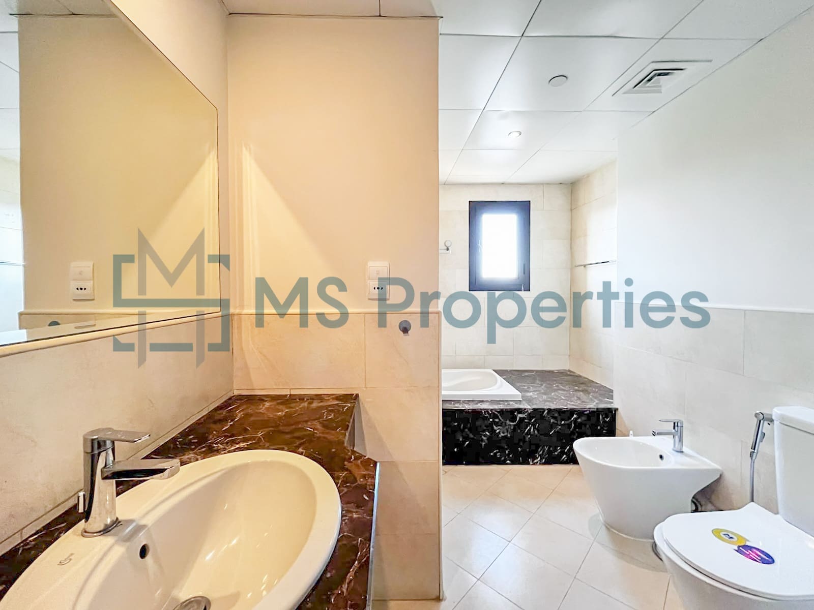 Bright & Spacious 2BHK | Marina View Balcony