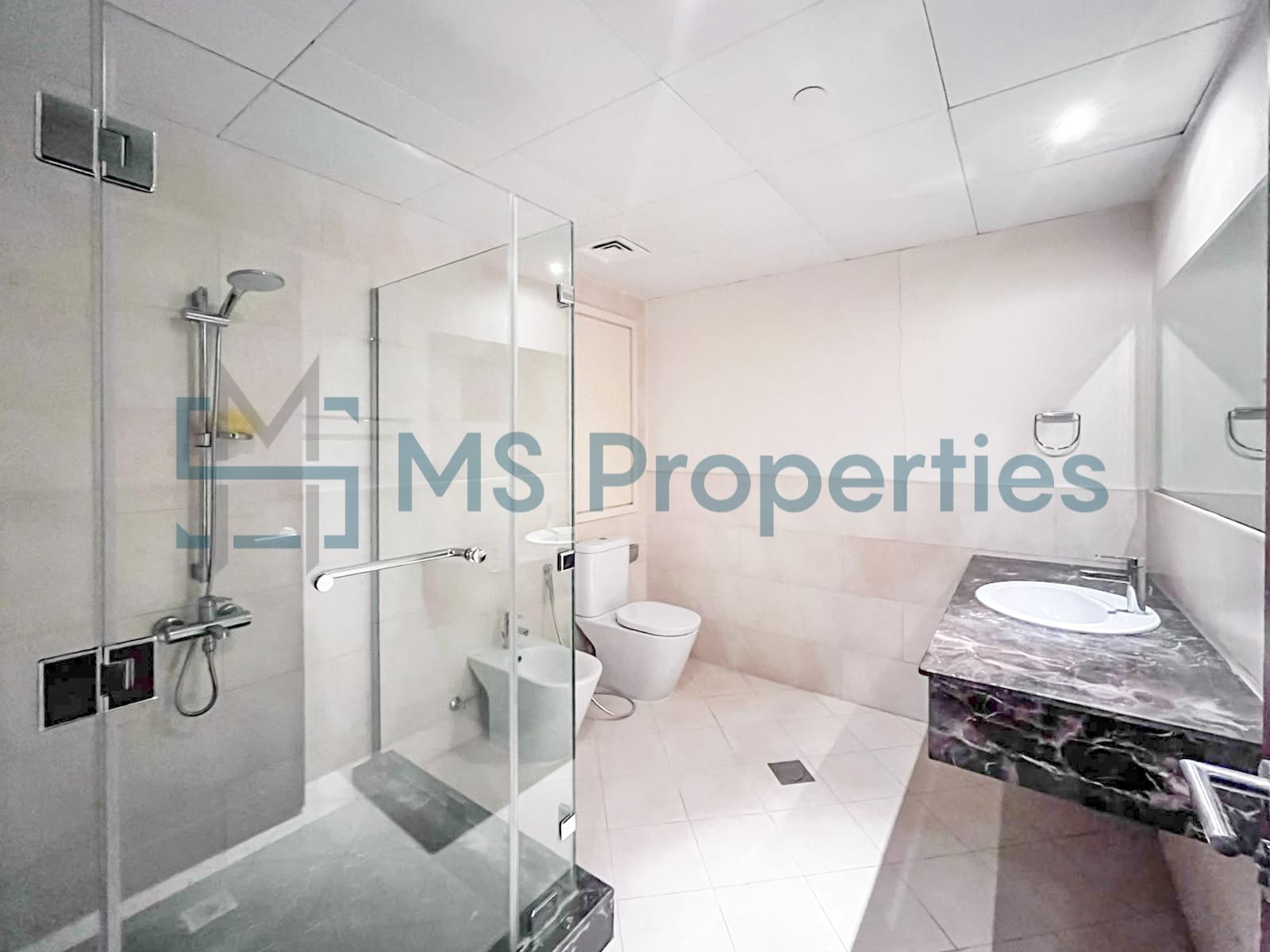 Bright & Spacious 2BHK | Marina View Balcony