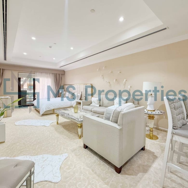 Sophisticated Furnished Studio | Bills Included+Wifi