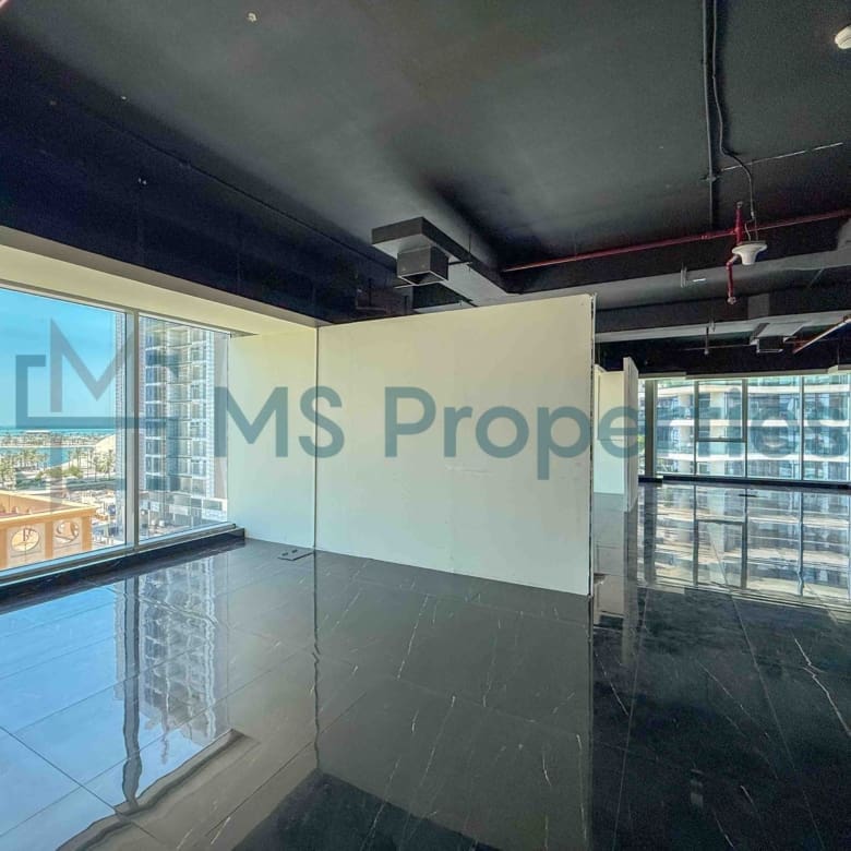Well-Located 186 SQM Office Space | Lusail Marina
