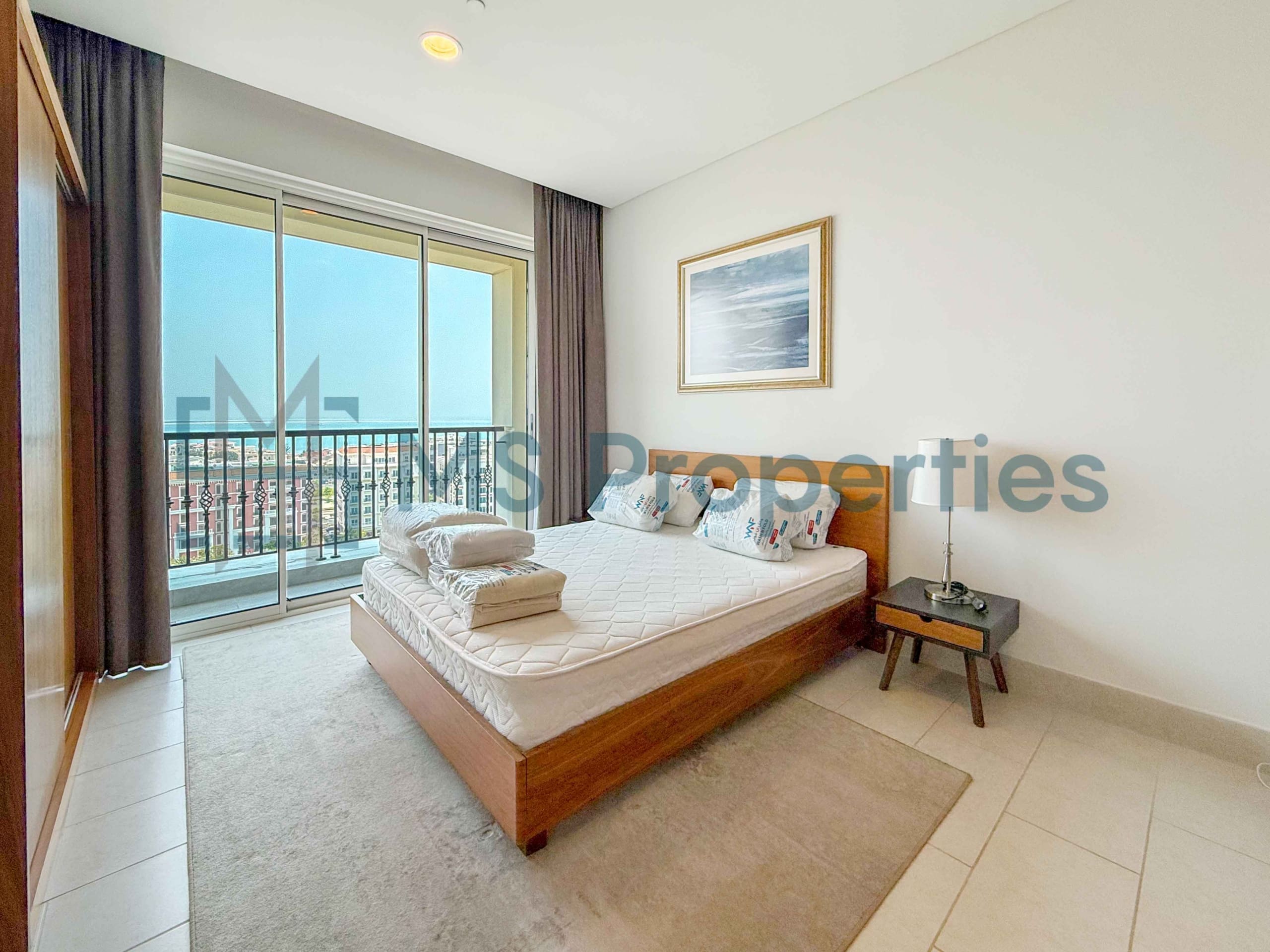 Modern Cozy Studio | Perfect Balcony | Bills Included