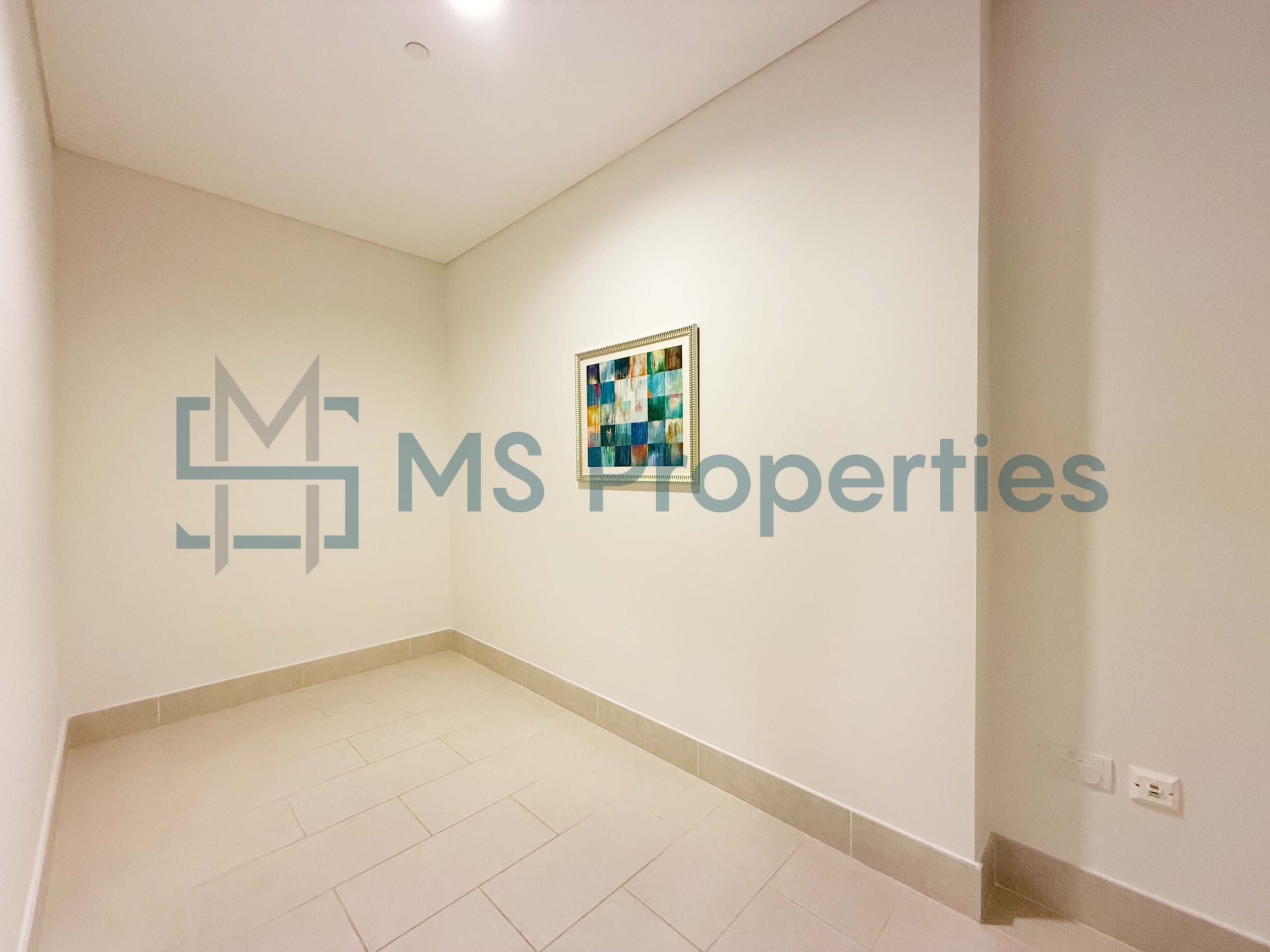 Pristine 1BHK + Office w/ Balcony | Bills Included